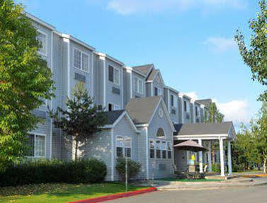 Baymont Inn & Suites By Wyndham Anchorage Airport Exteriör bild